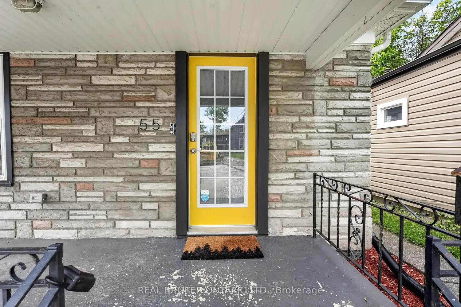 55 Merritt Street photo 4