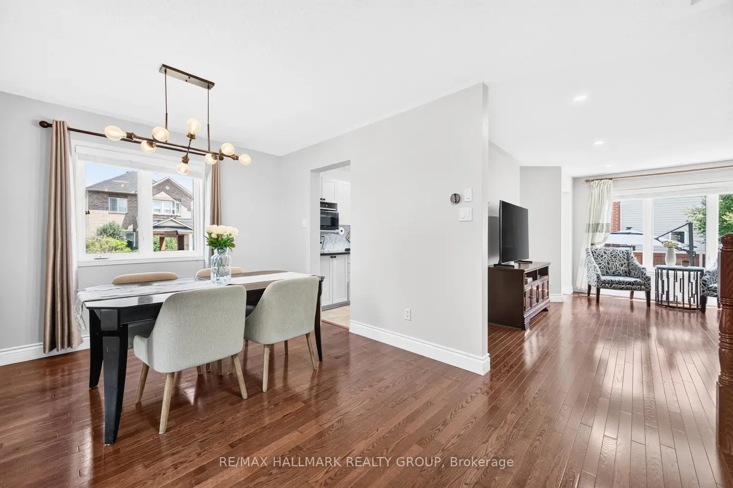 151 Branthaven Street photo 3
