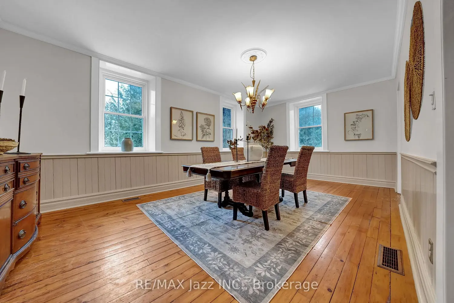 2402 Ganaraska Road photo 3