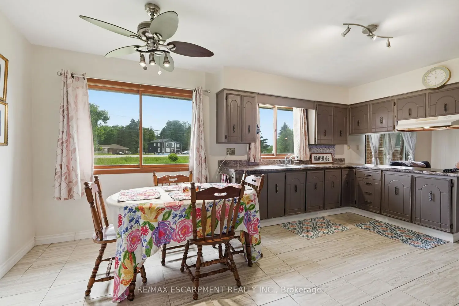 1408 Edgewood Road photo 5