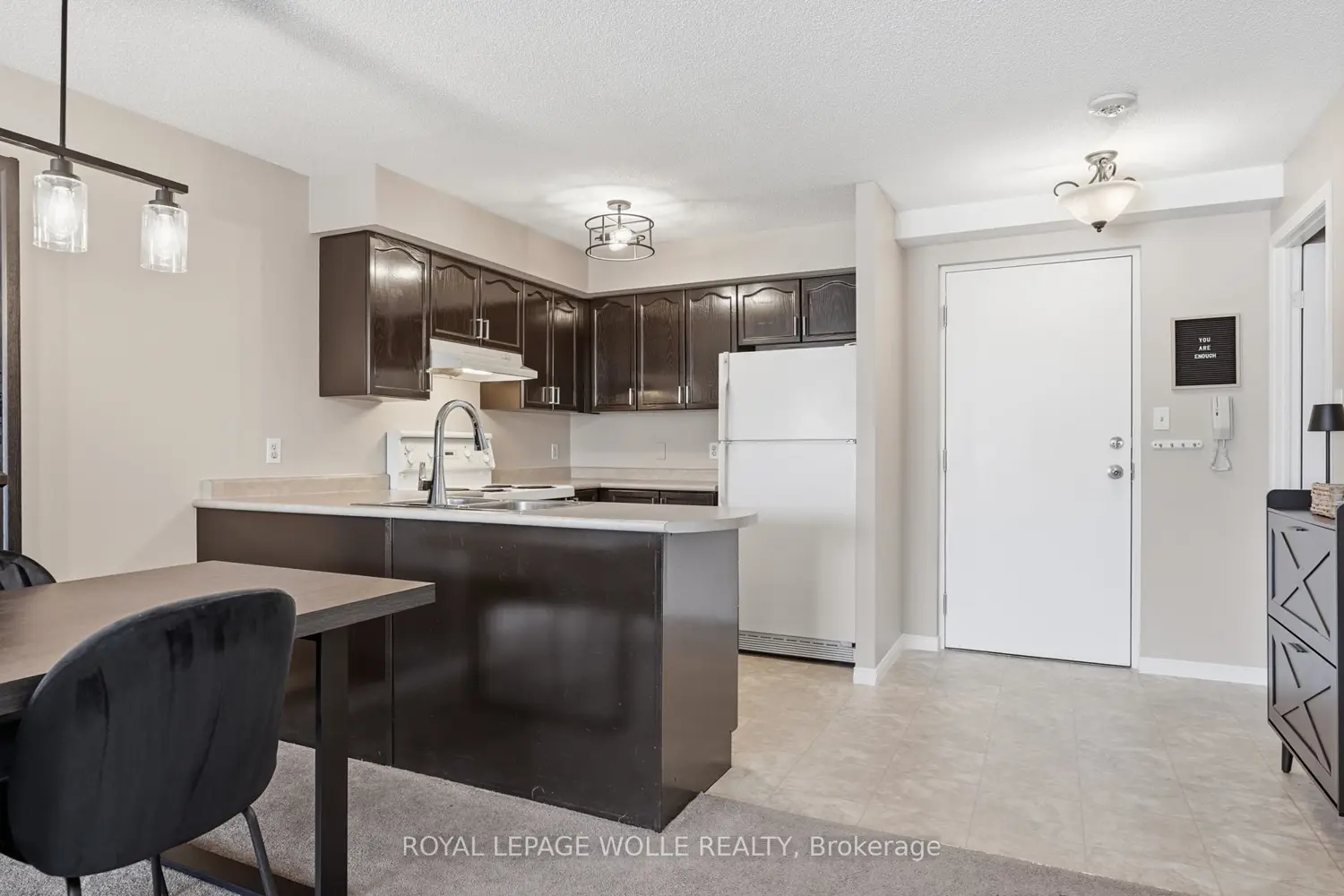 107 Bond Street 304 photo 4