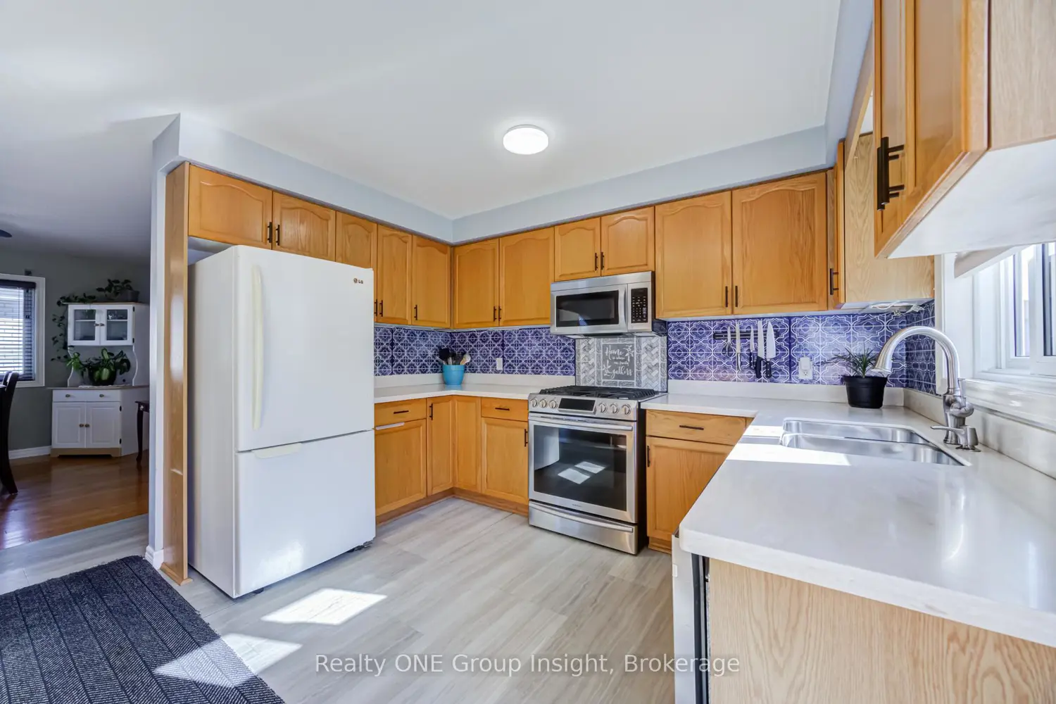 7880 Ascot Circle photo 5