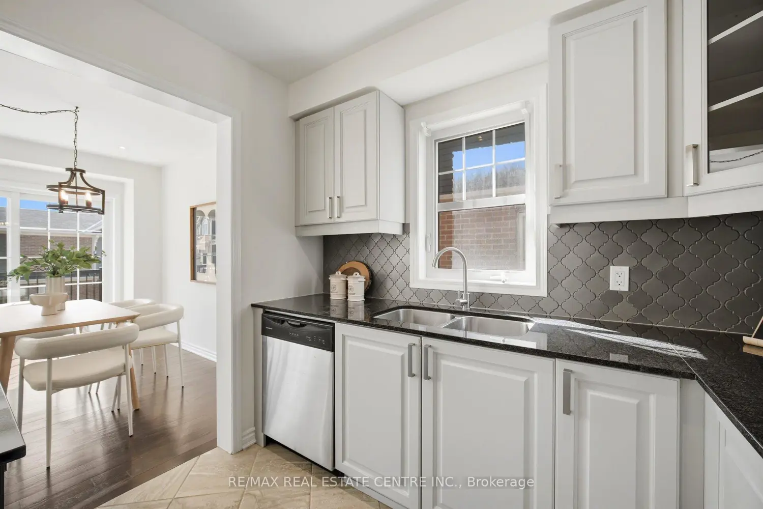 1000 Asleton Boulevard 165 photo 4