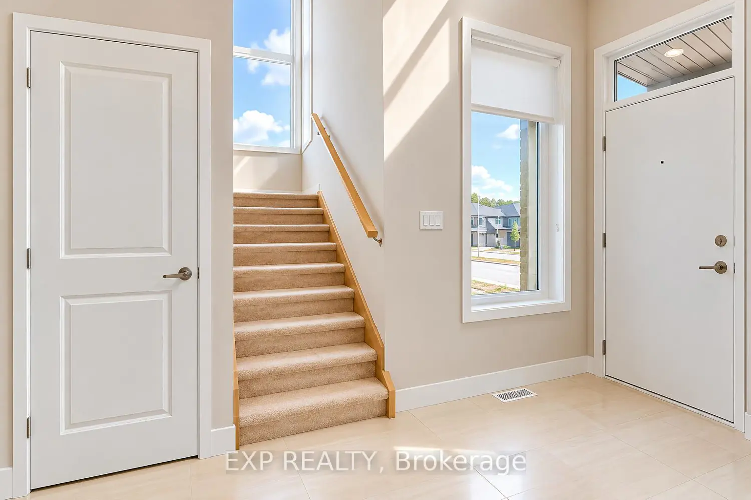 2075 Evans Boulevard photo 5