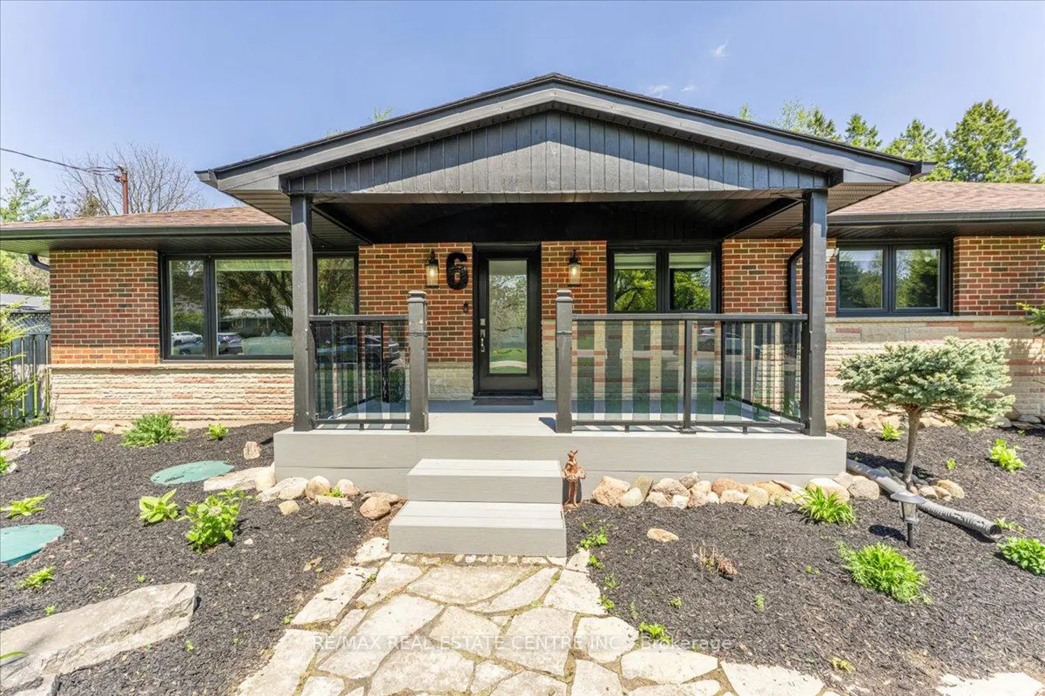6 Maple Grove Road photo 4