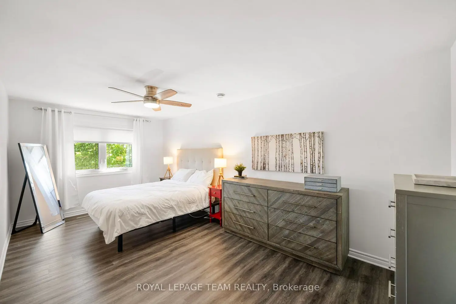 212 Provender Avenue photo 5