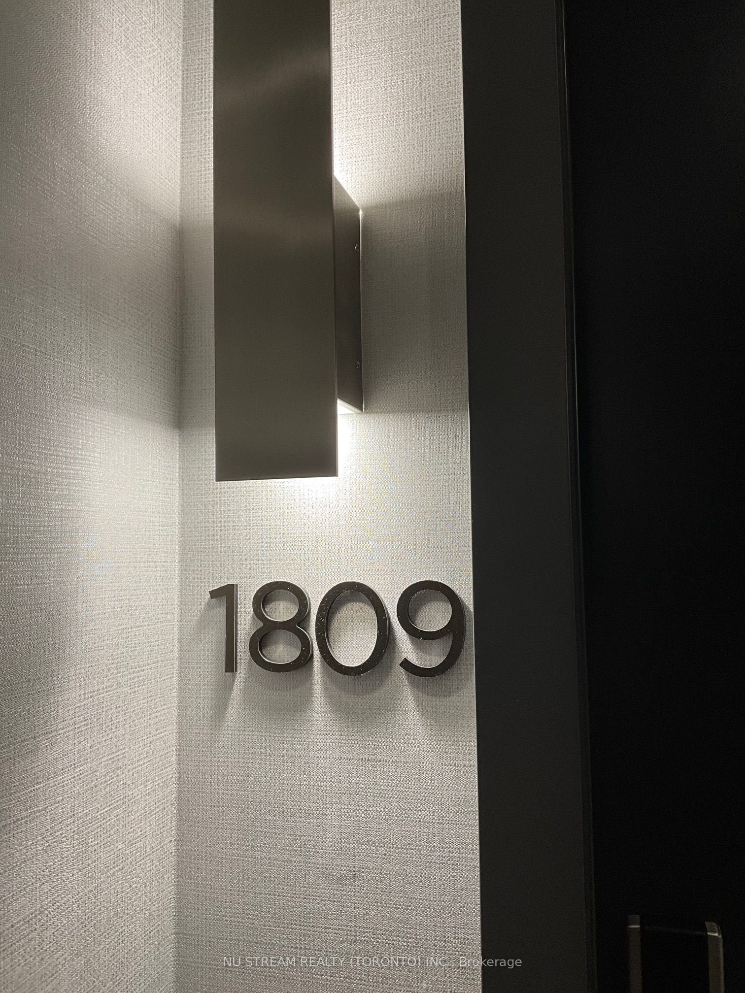 1809-18 Water Walk Drive, Markham, ON, L3R 6L5