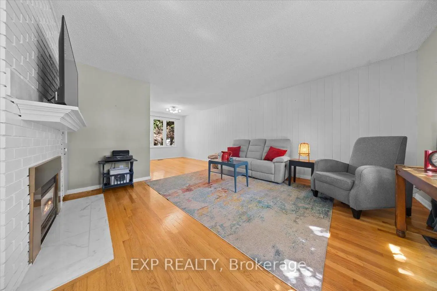 2697 Ulster Crescent photo 3