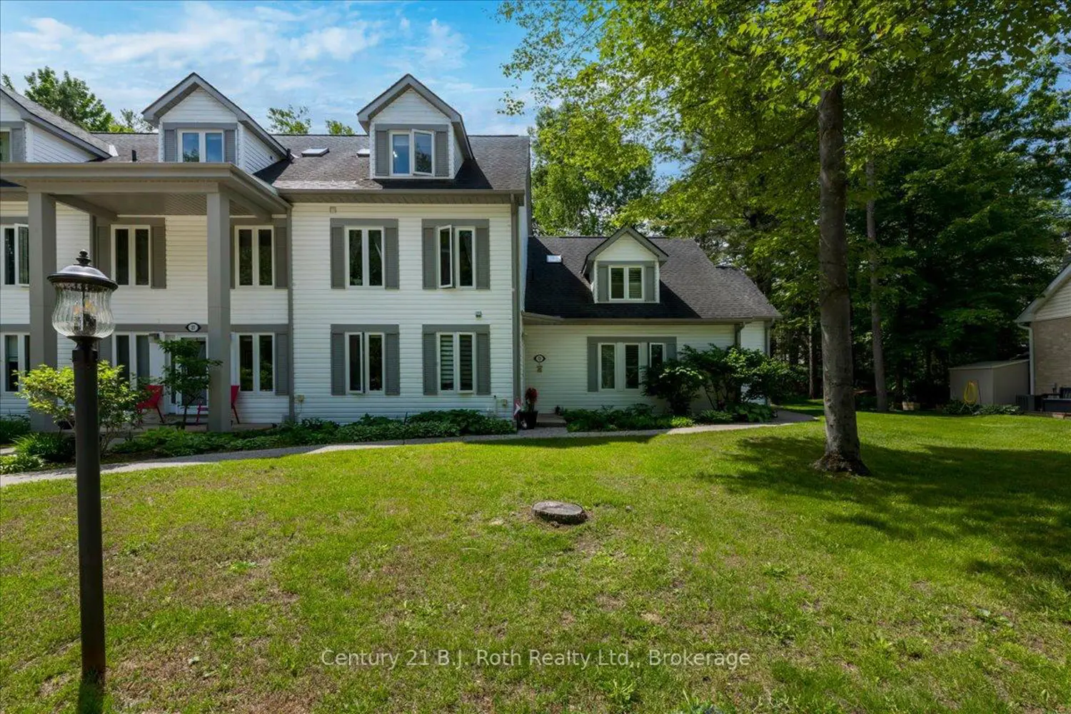 22 Wasaga Woods Circle B7