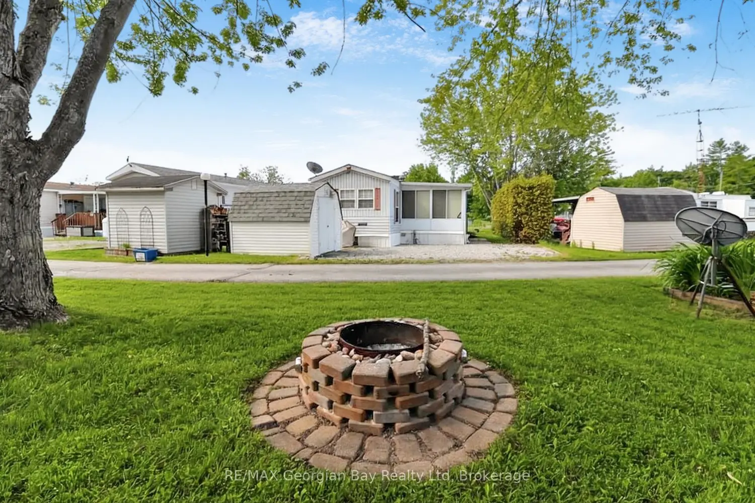 164 Lone Pine Road 84 photo 4