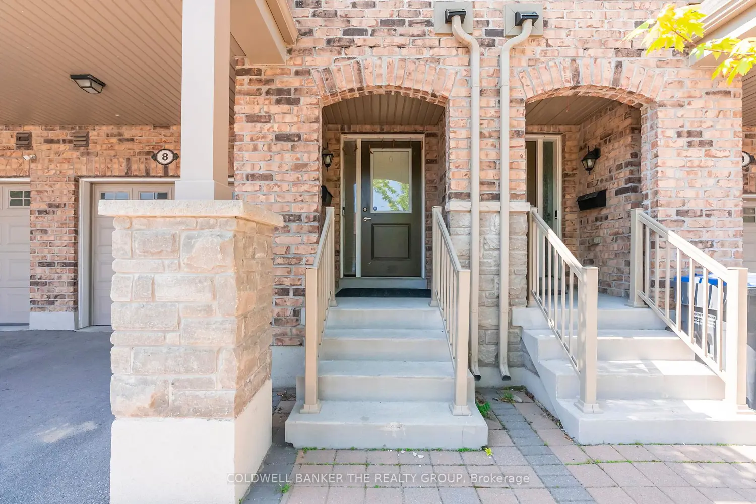 50 Edinburgh Drive 8 photo 3