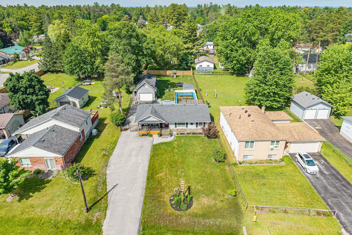 26 Coulson Avenue photo 4
