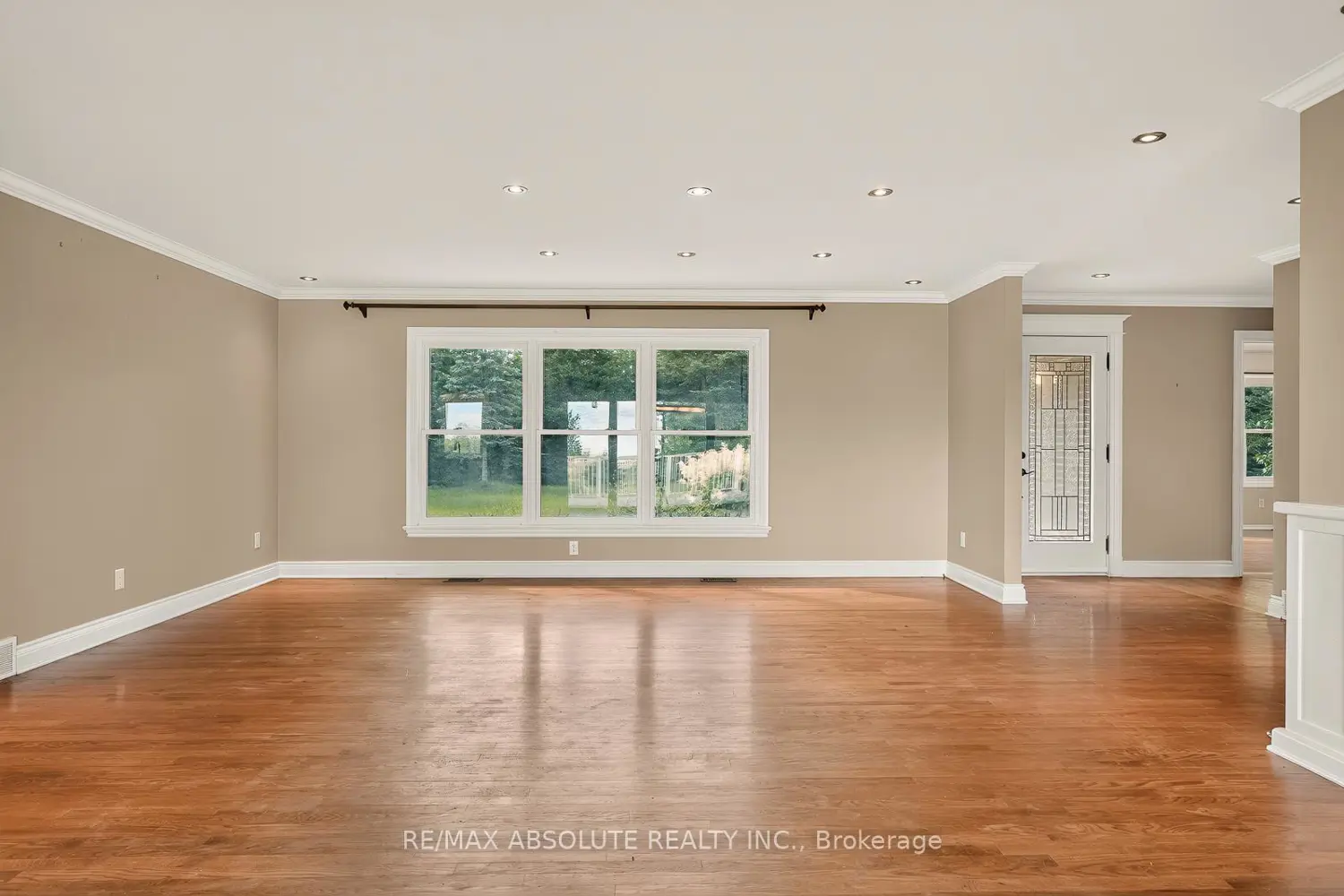 2772 Harbison Road photo 5