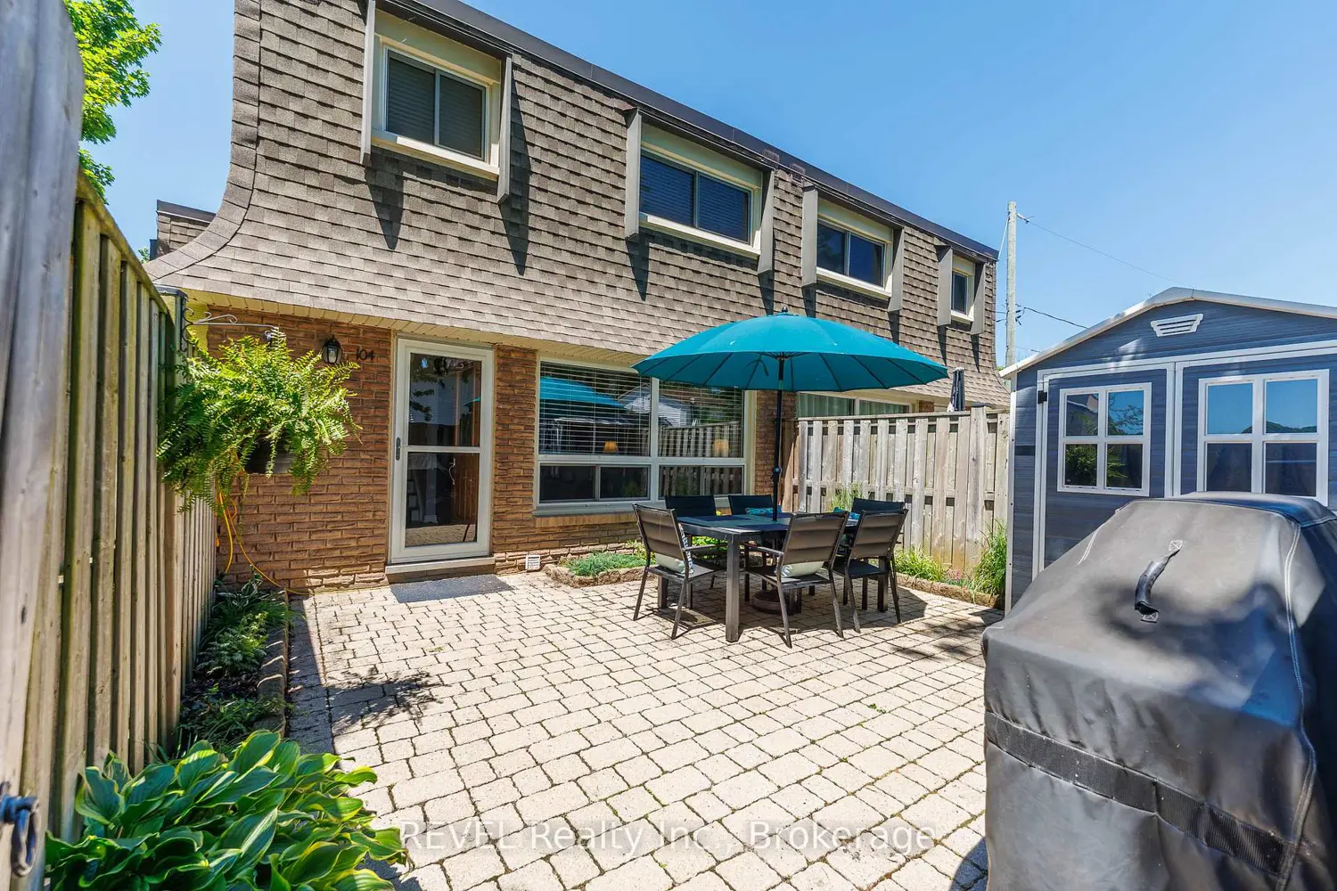 5 Woodlawn Court 104