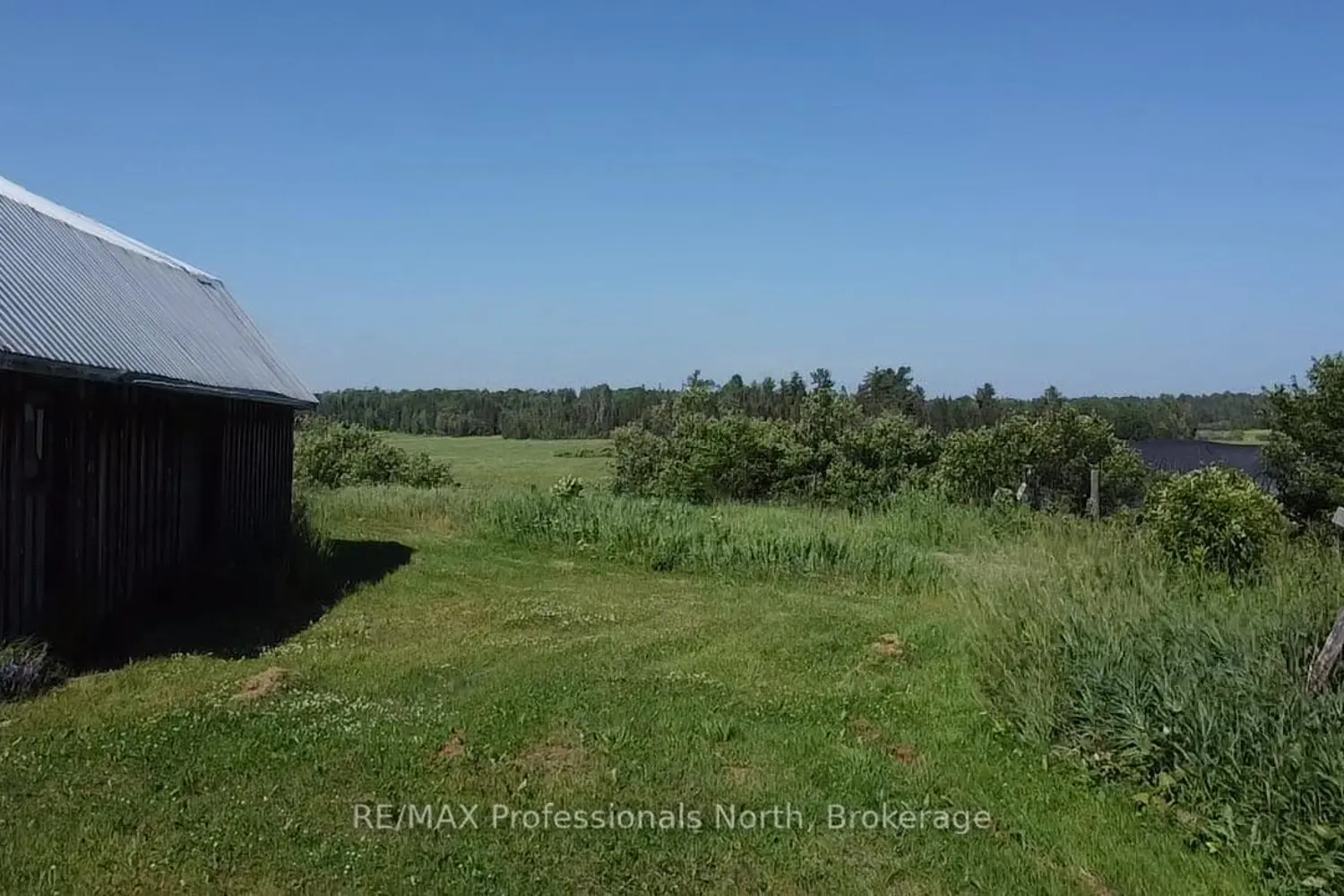 496 Pothier Road photo 2