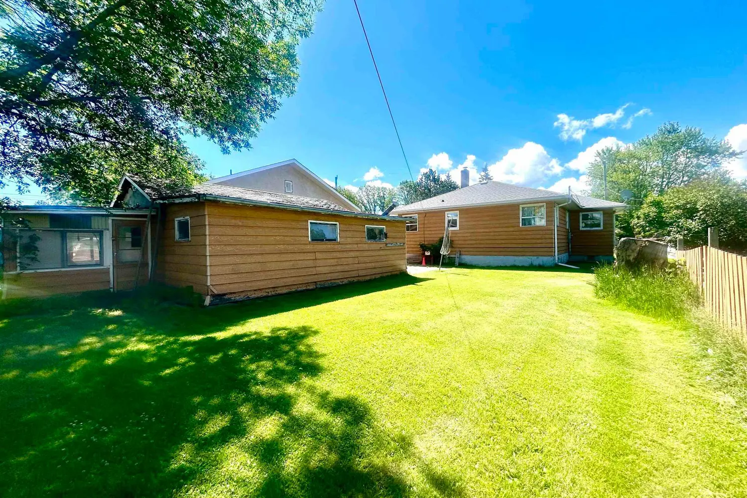 634 Riverview Drive photo 2
