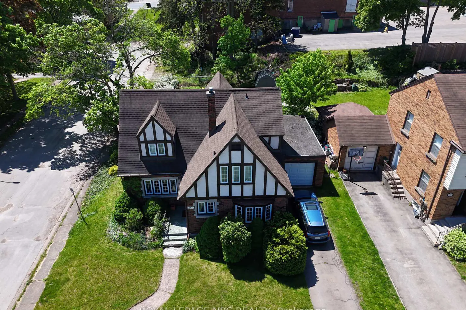 6040 Latshaw Street photo 3
