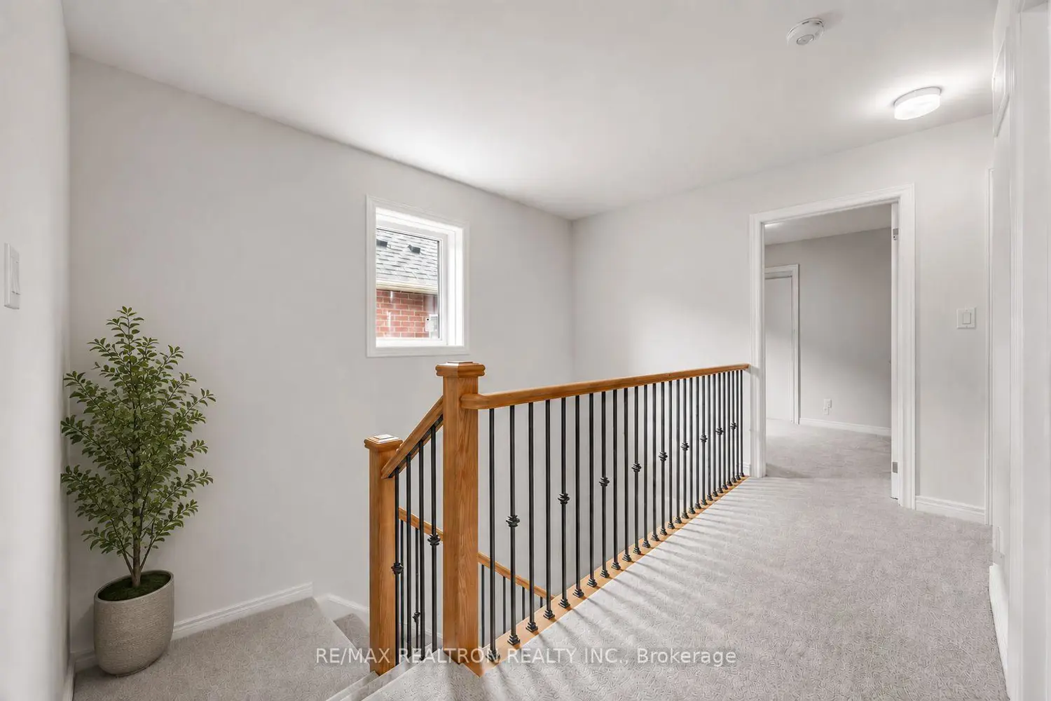 2024 Cameron Lott Crescent photo 4