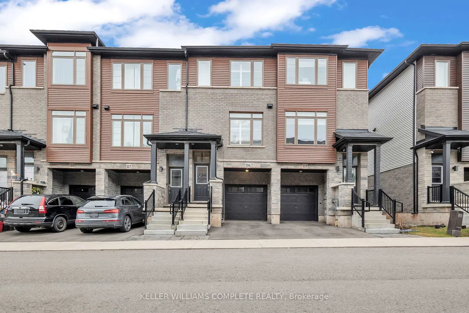 575 Woodward Avenue 116