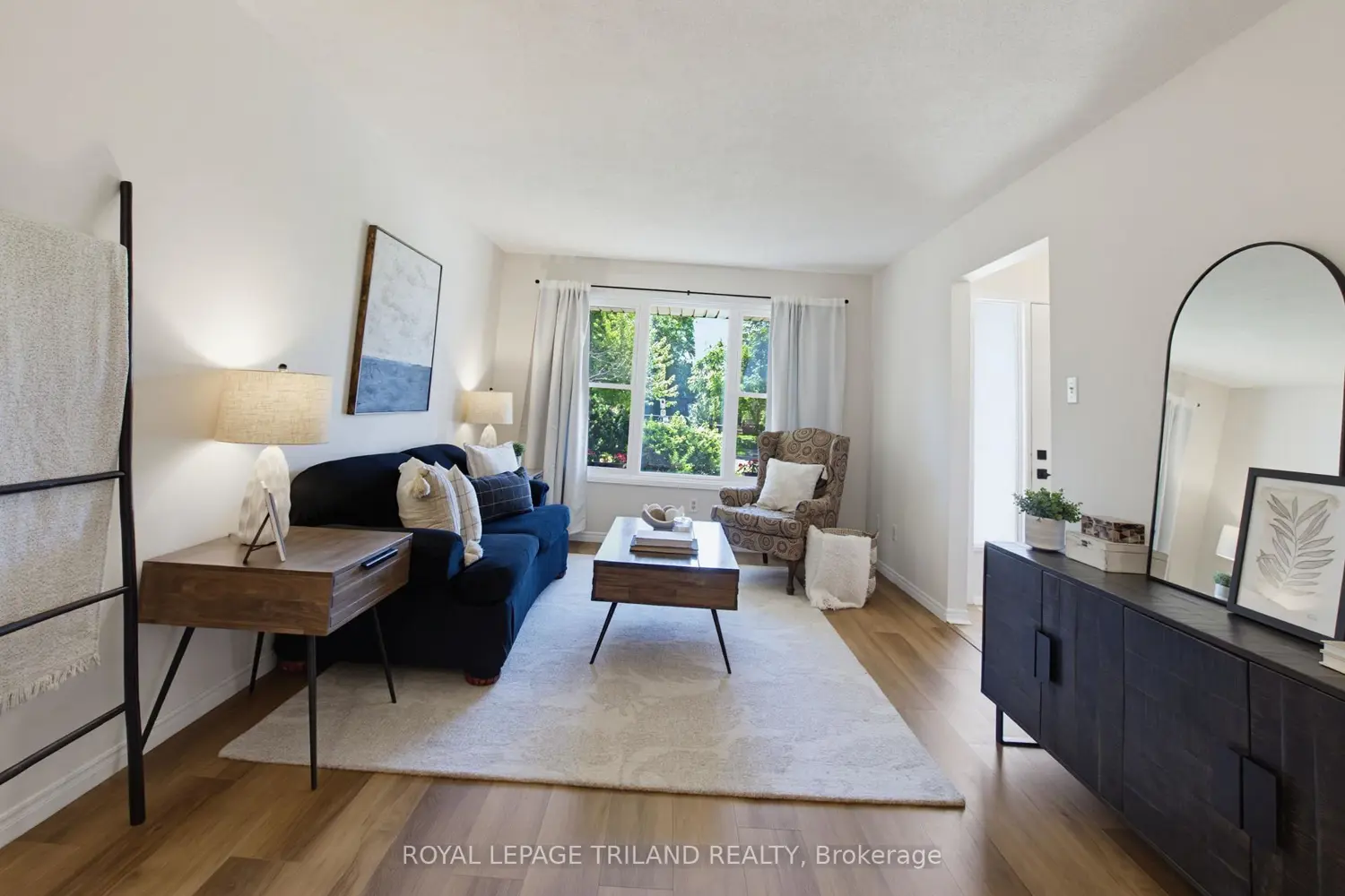 765 Homeview Road photo 5