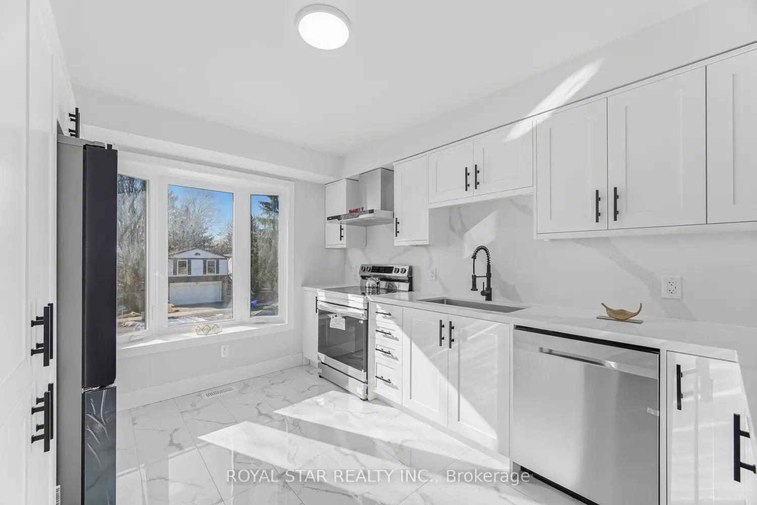 11 Plaisance Road 3 photo 5