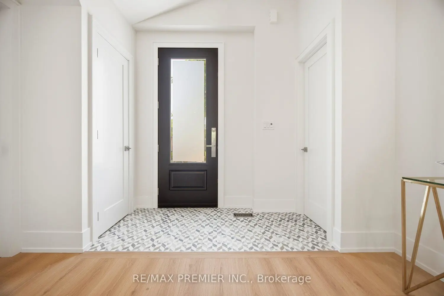62 Flamborough Drive photo 5