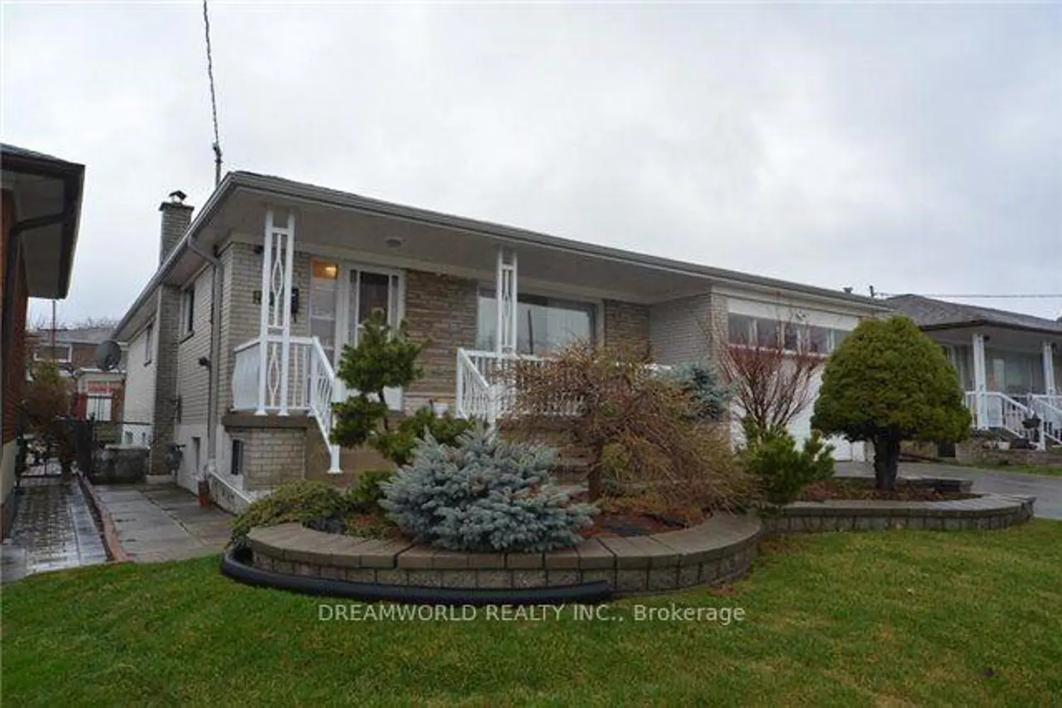 14 Laskay Crescent photo 2