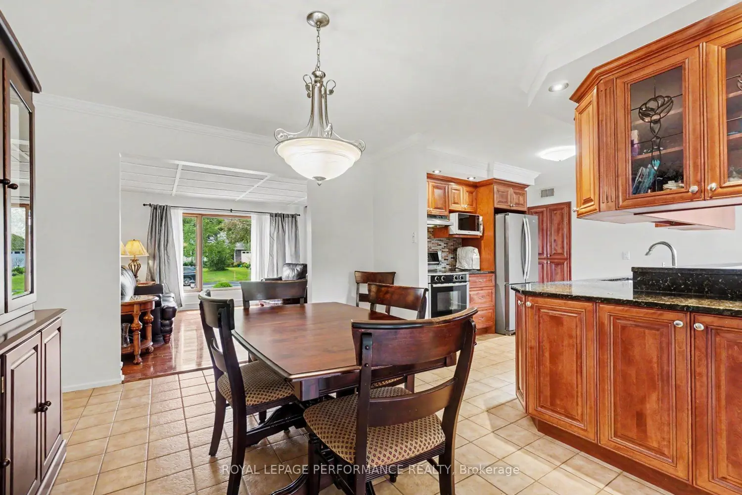 1599 Maxime Street photo 2