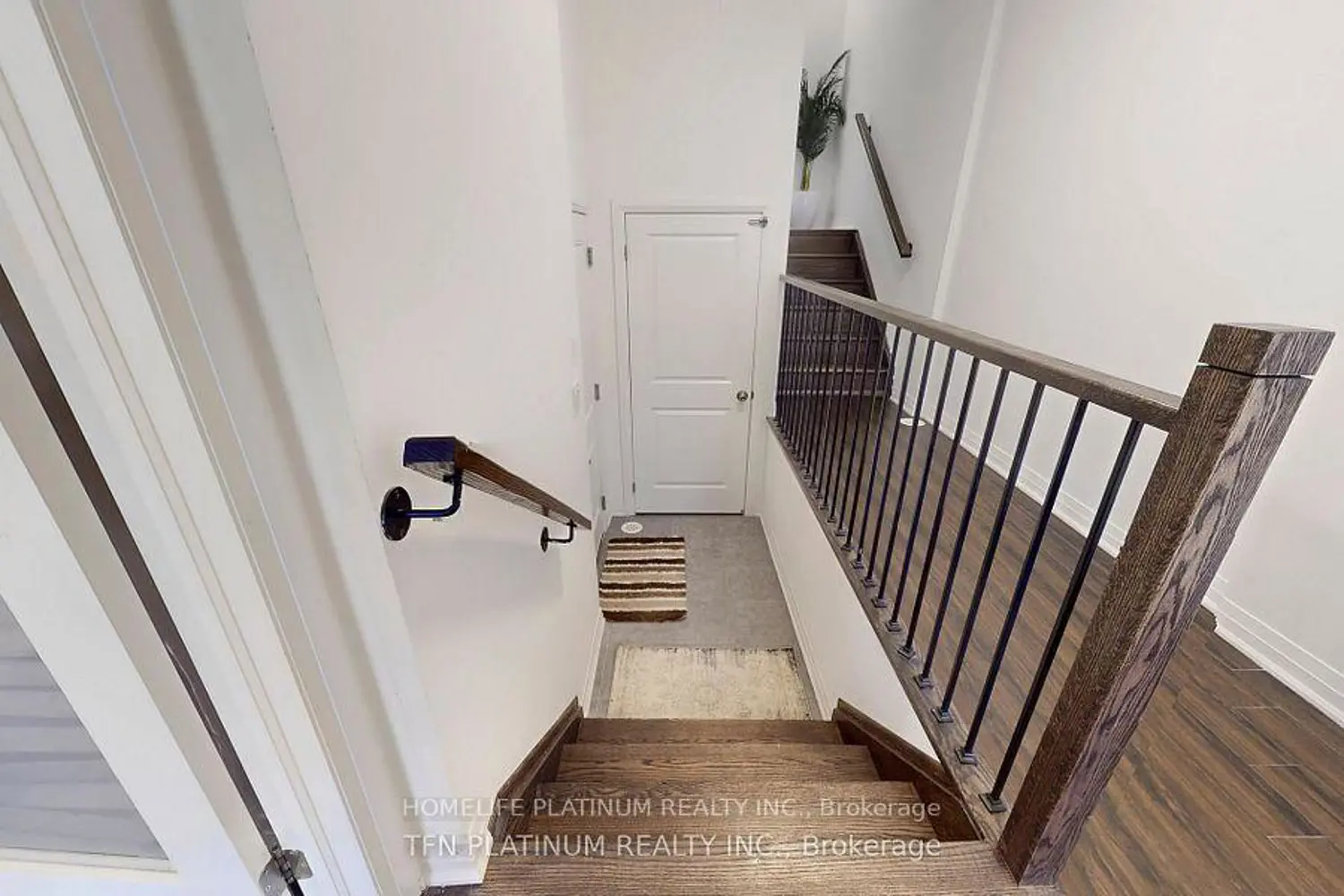 18 Totten Trail photo 3