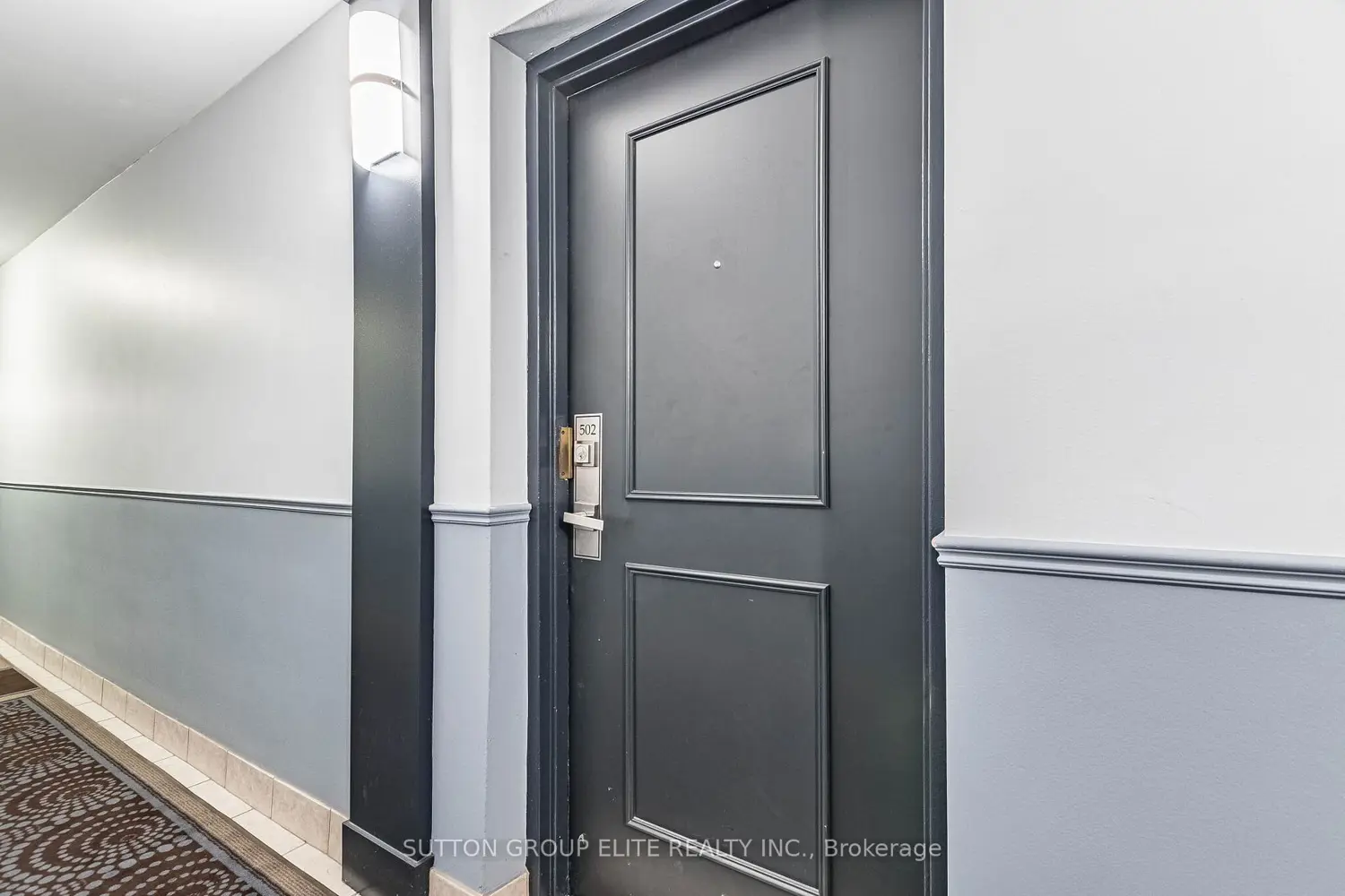 1660 Bloor Street 502 photo 4