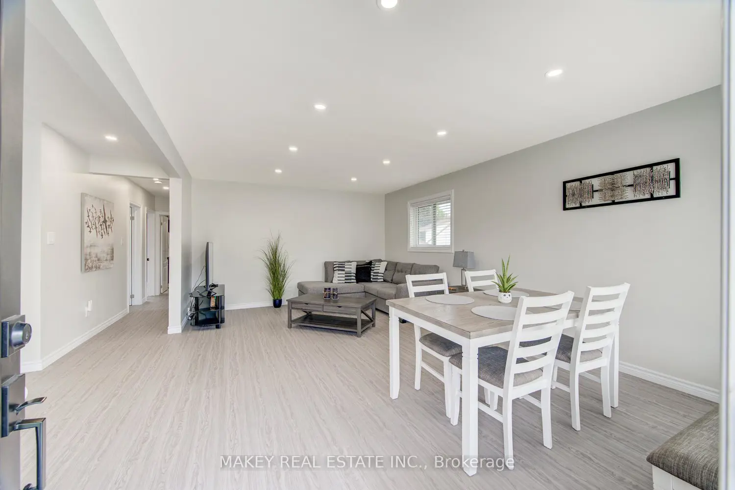 69 Clarke Street photo 5
