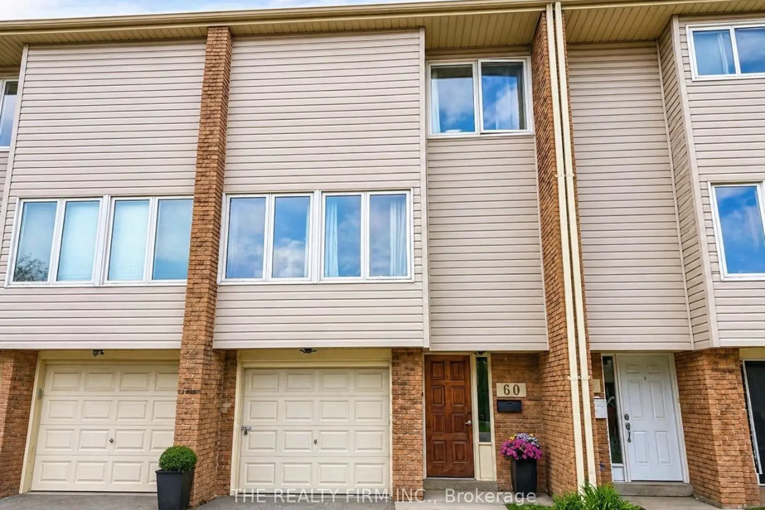 700 Osgoode Drive 60