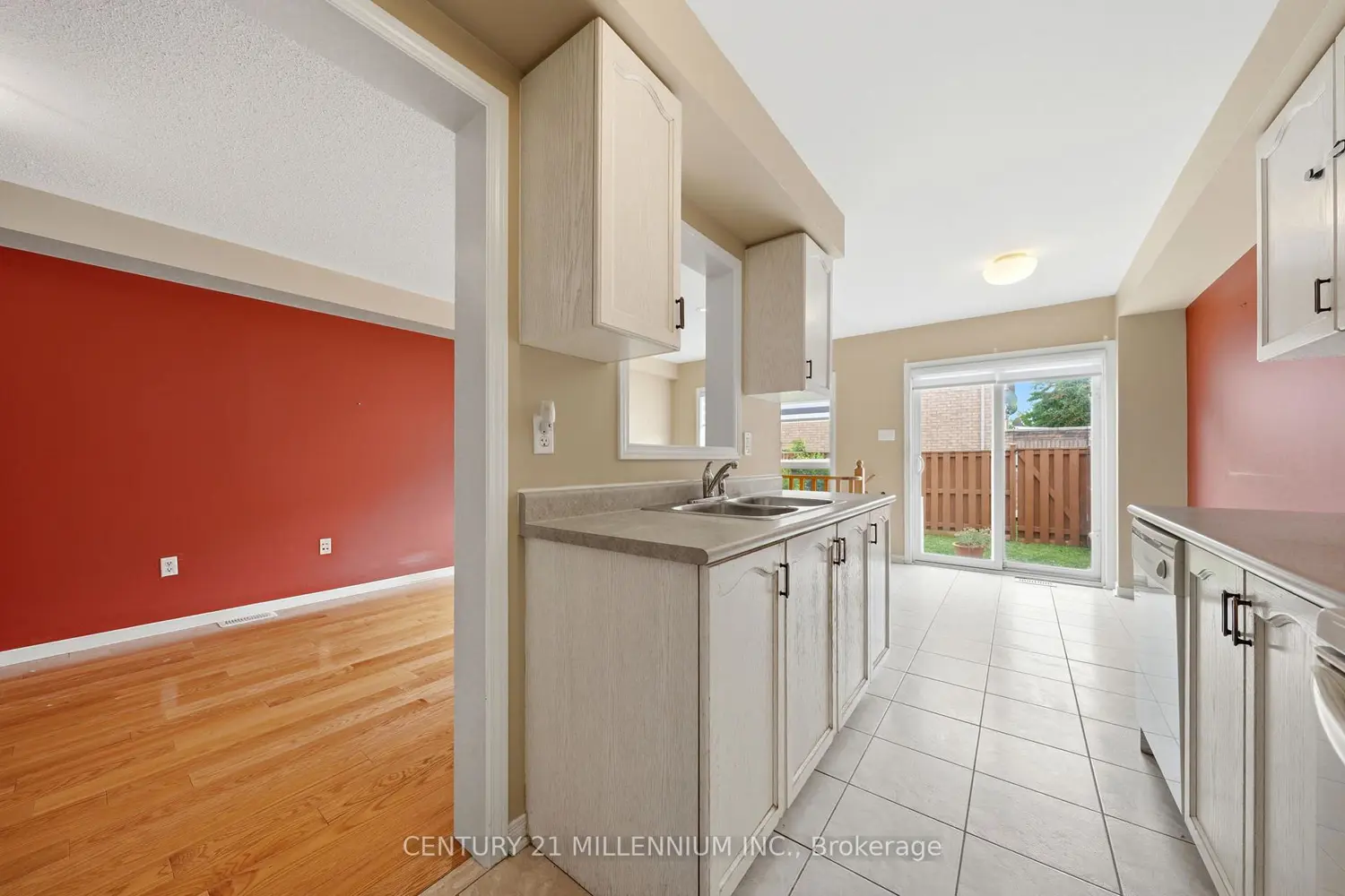 6399 Spinnaker Circle 6 photo 5