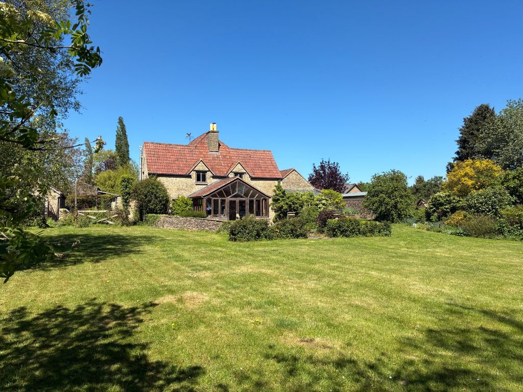 Land for saleCrudwell, Malmesbury, Wiltshire SN16