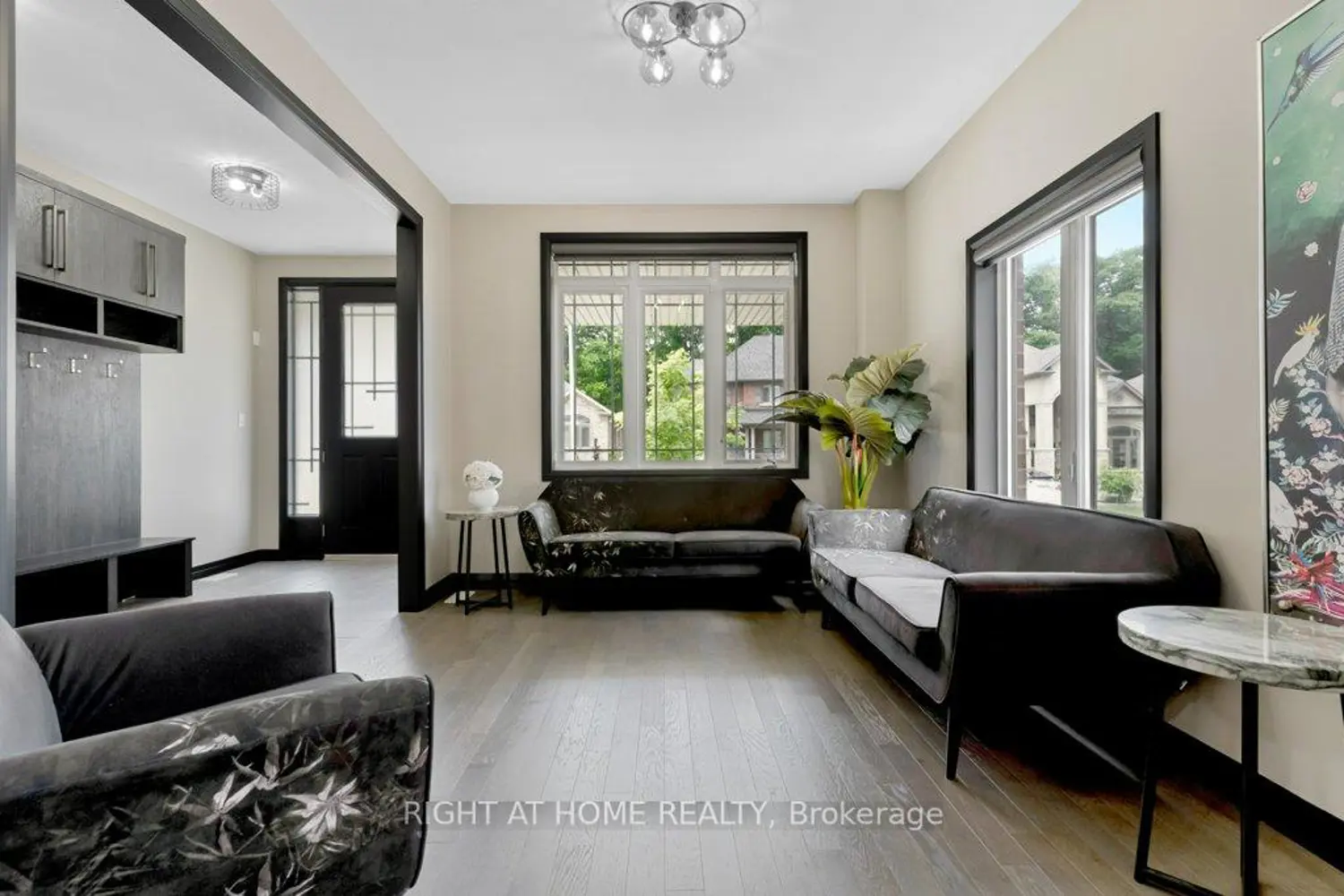 4041 Highland Park Drive photo 2