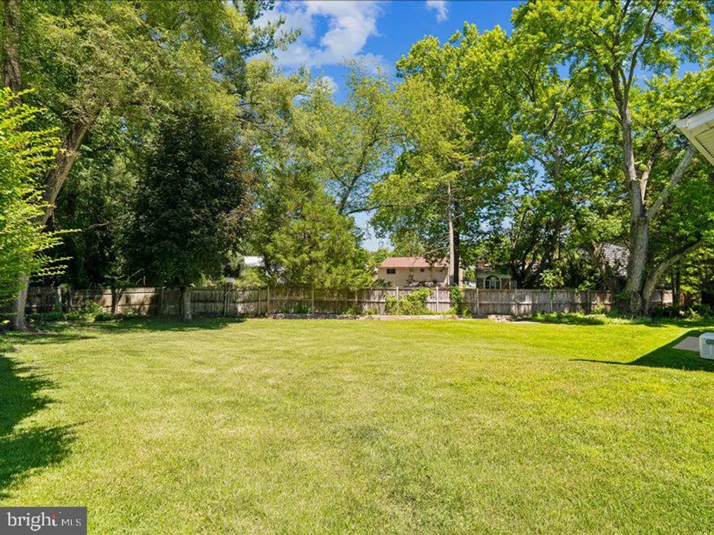 903 Annmore Drive, Silver Spring, MD 20902 photo 4