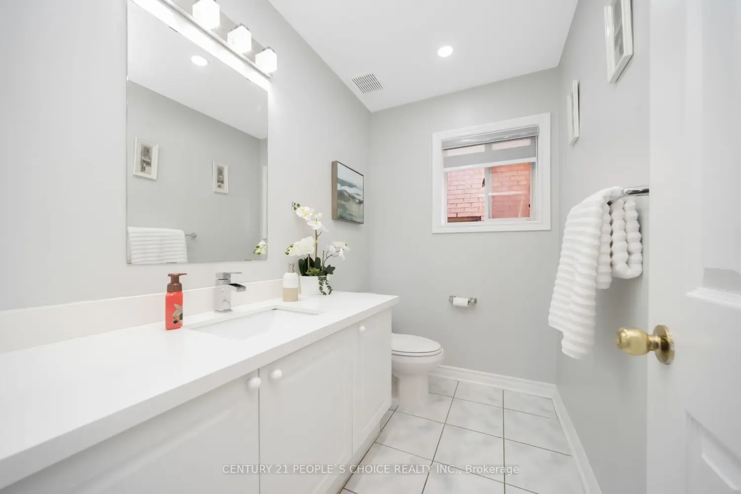 753 Envoy Drive photo 5