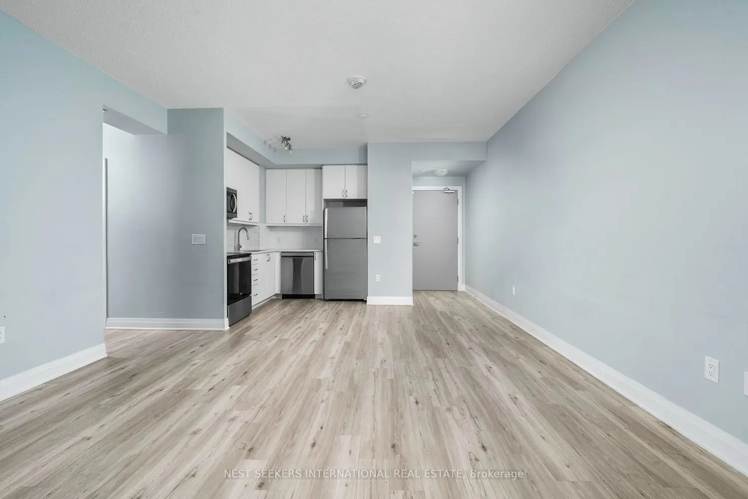 3220 Sheppard Avenue 809 photo 3