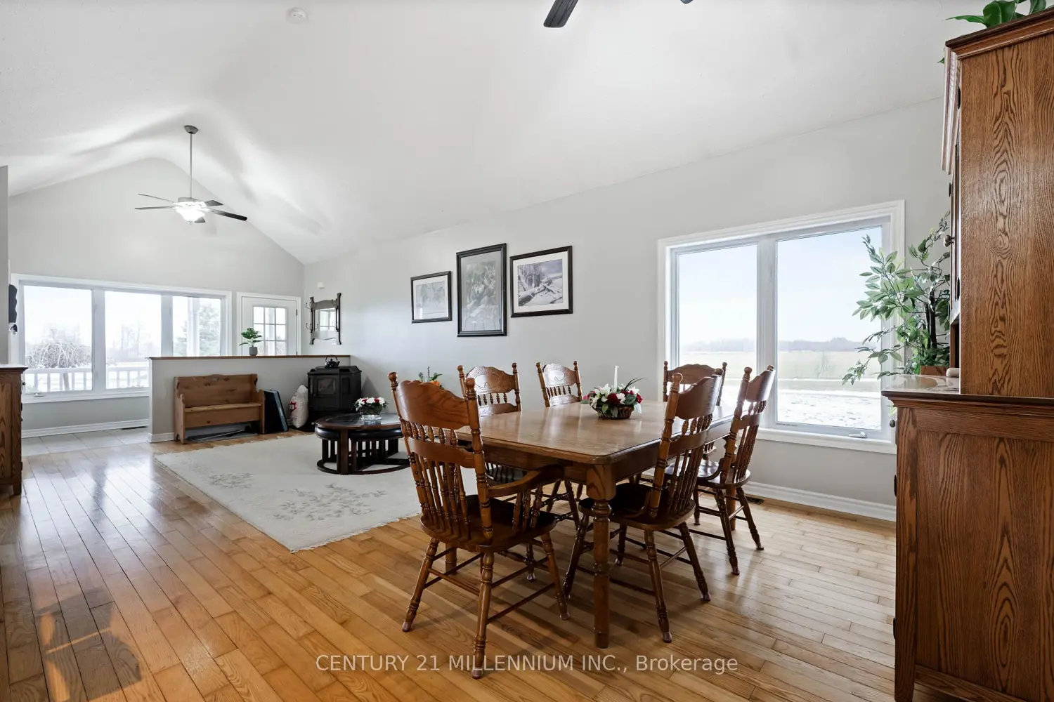 395115 County Road 12 Road photo 4