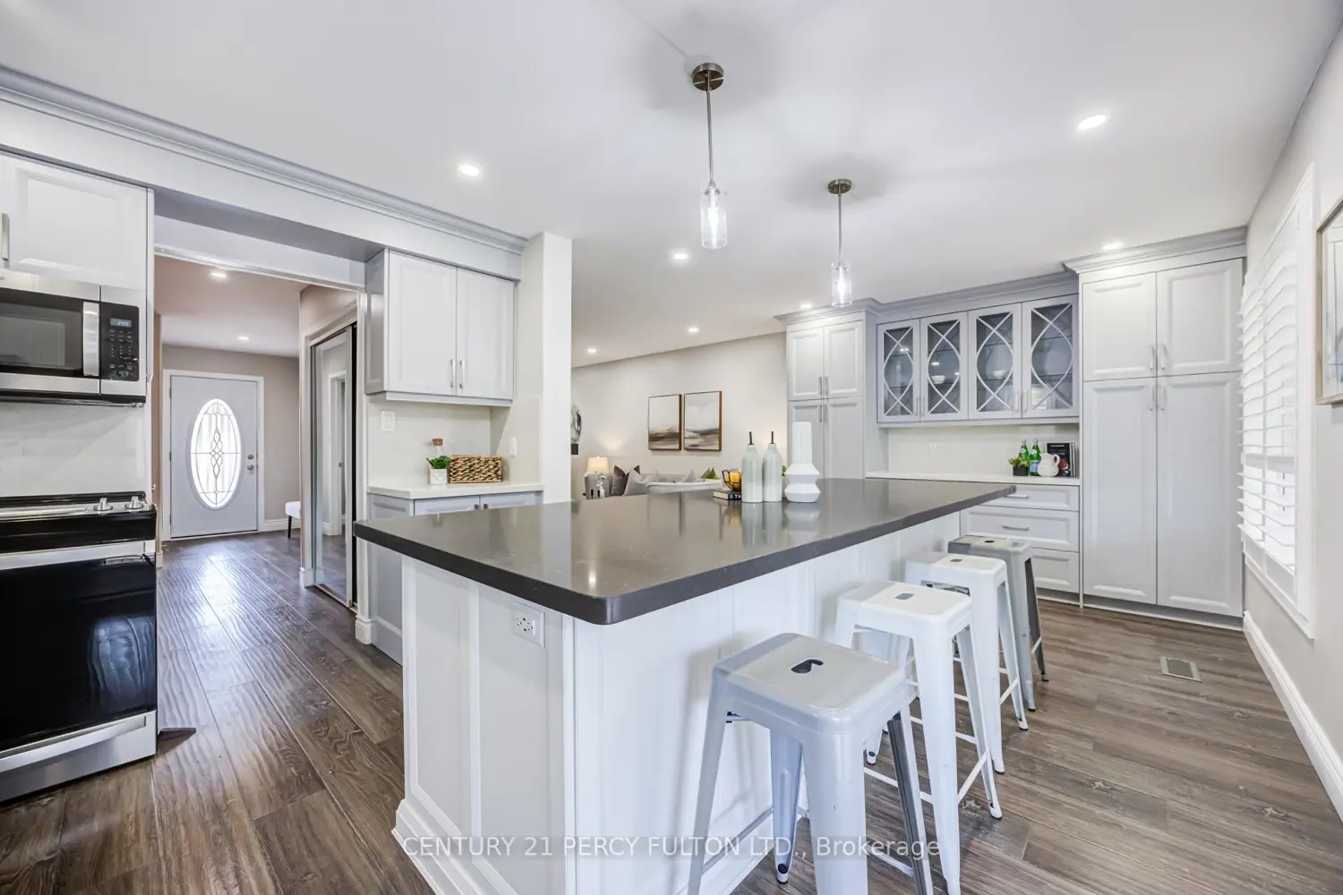 15 Jollow Drive photo 3
