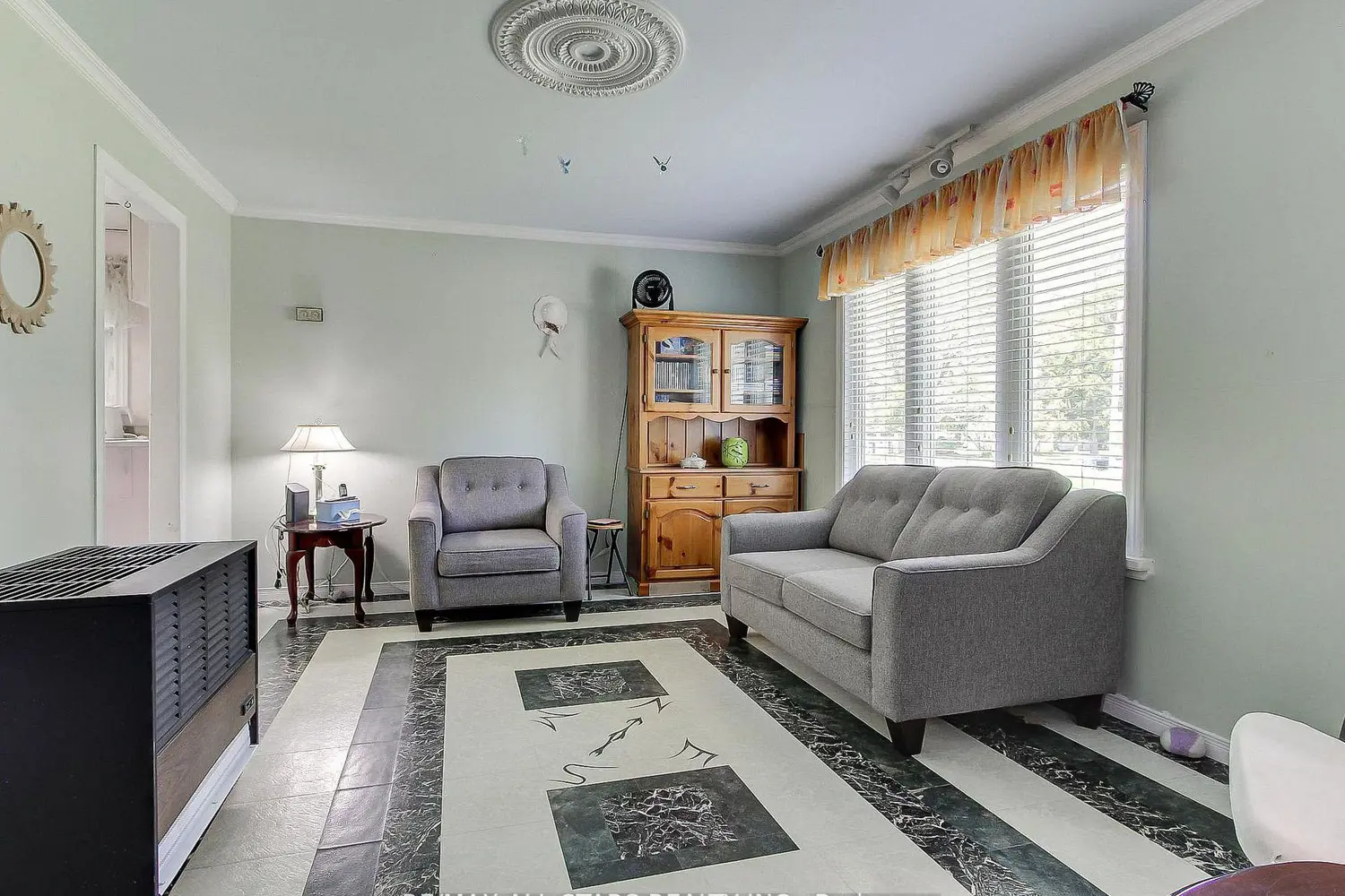 9 Riverglen Drive photo 5