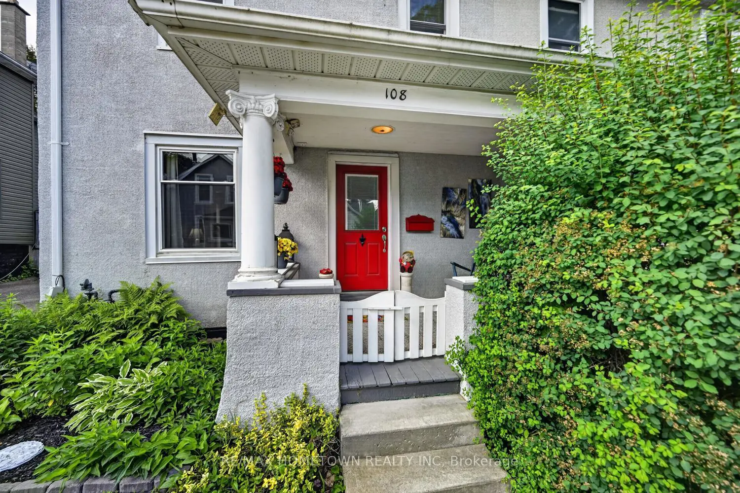 108 Bethune Street photo 3
