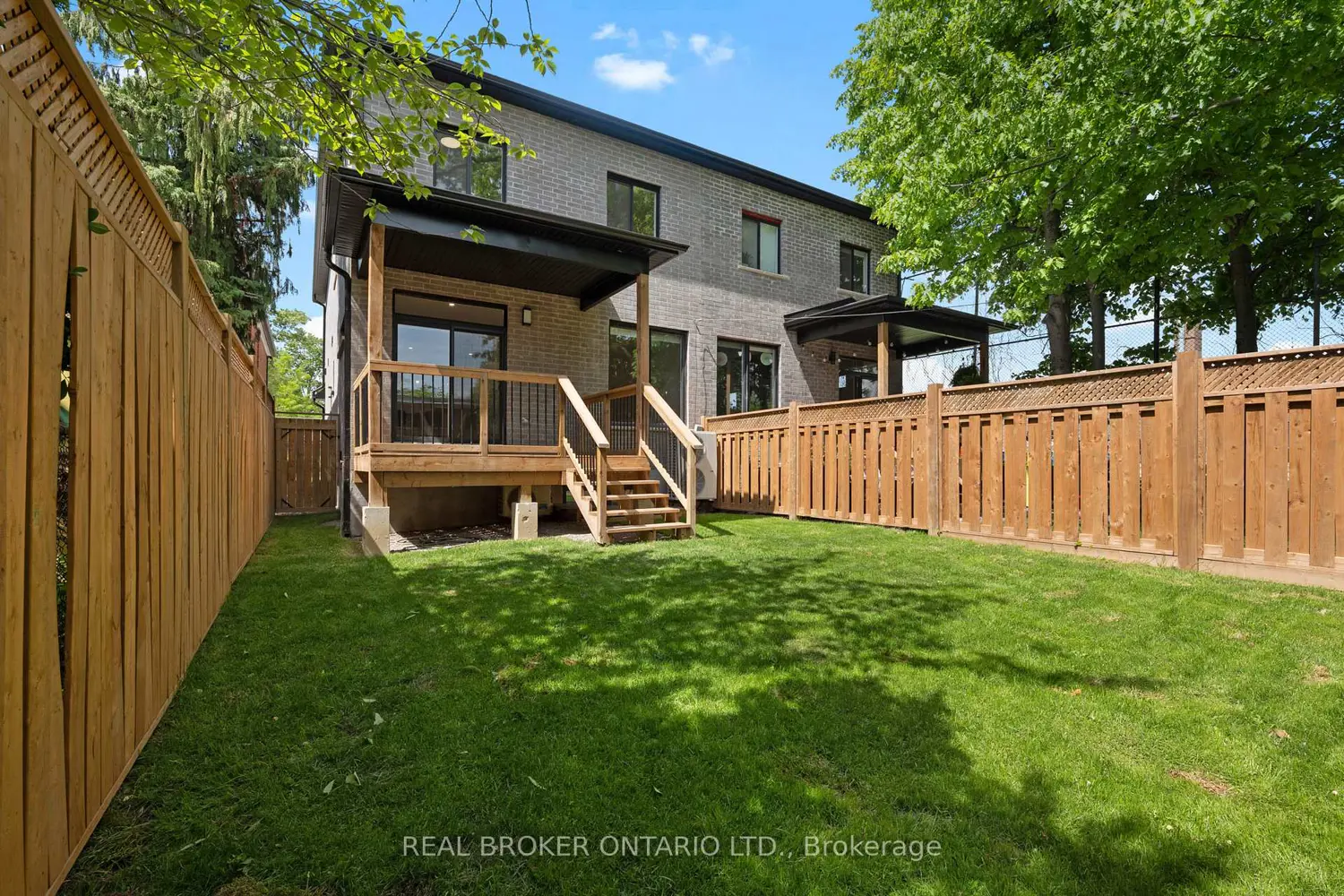 5 Marina Avenue photo 4