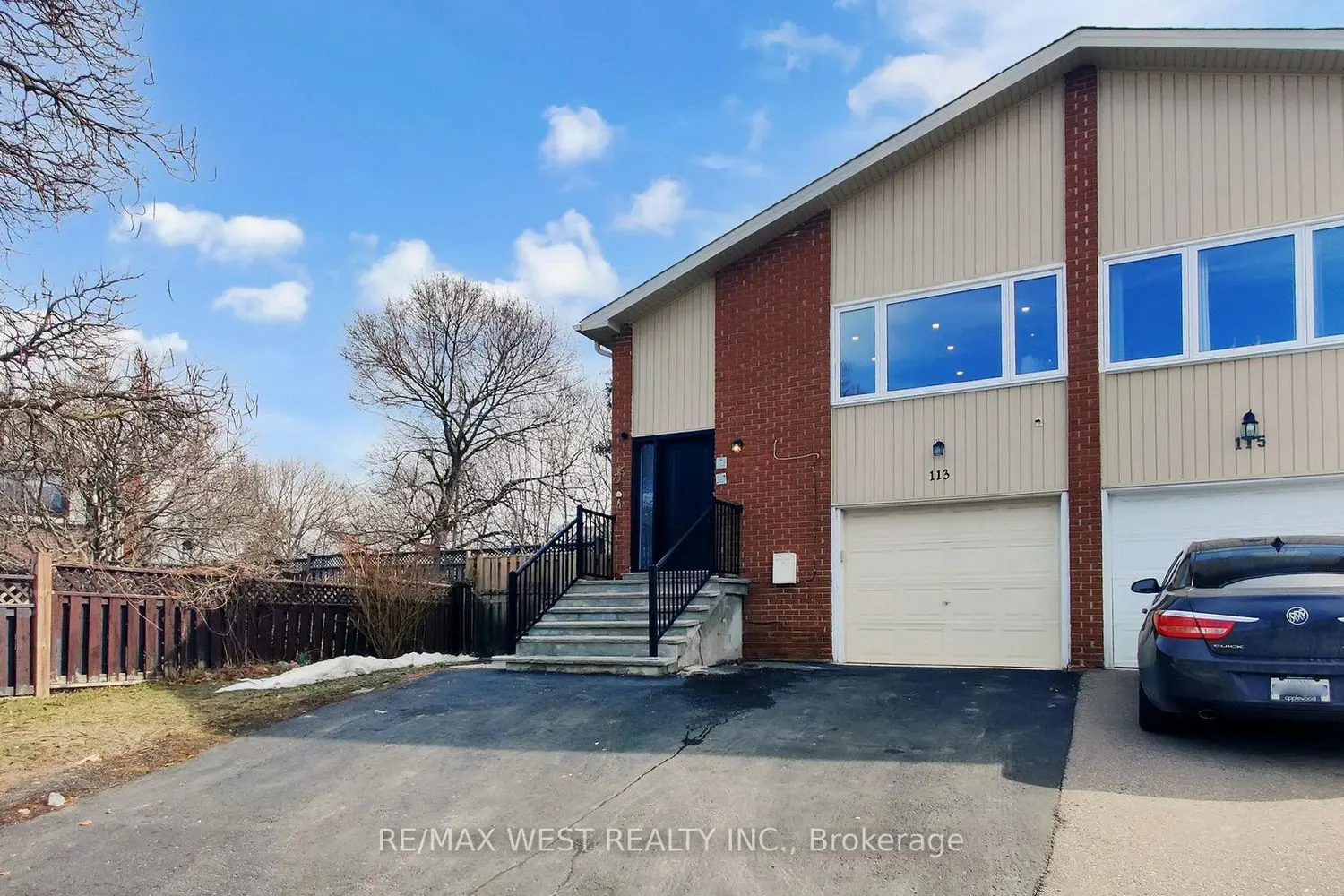 113 Kingswood Drive photo 2