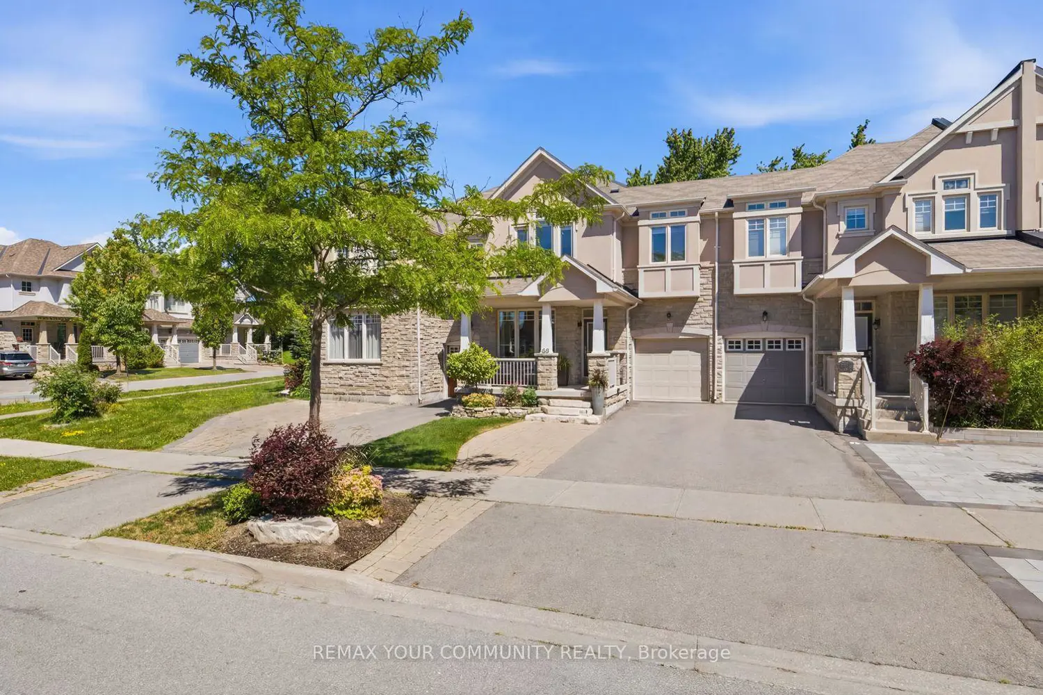 213 Shirrick Drive photo 2