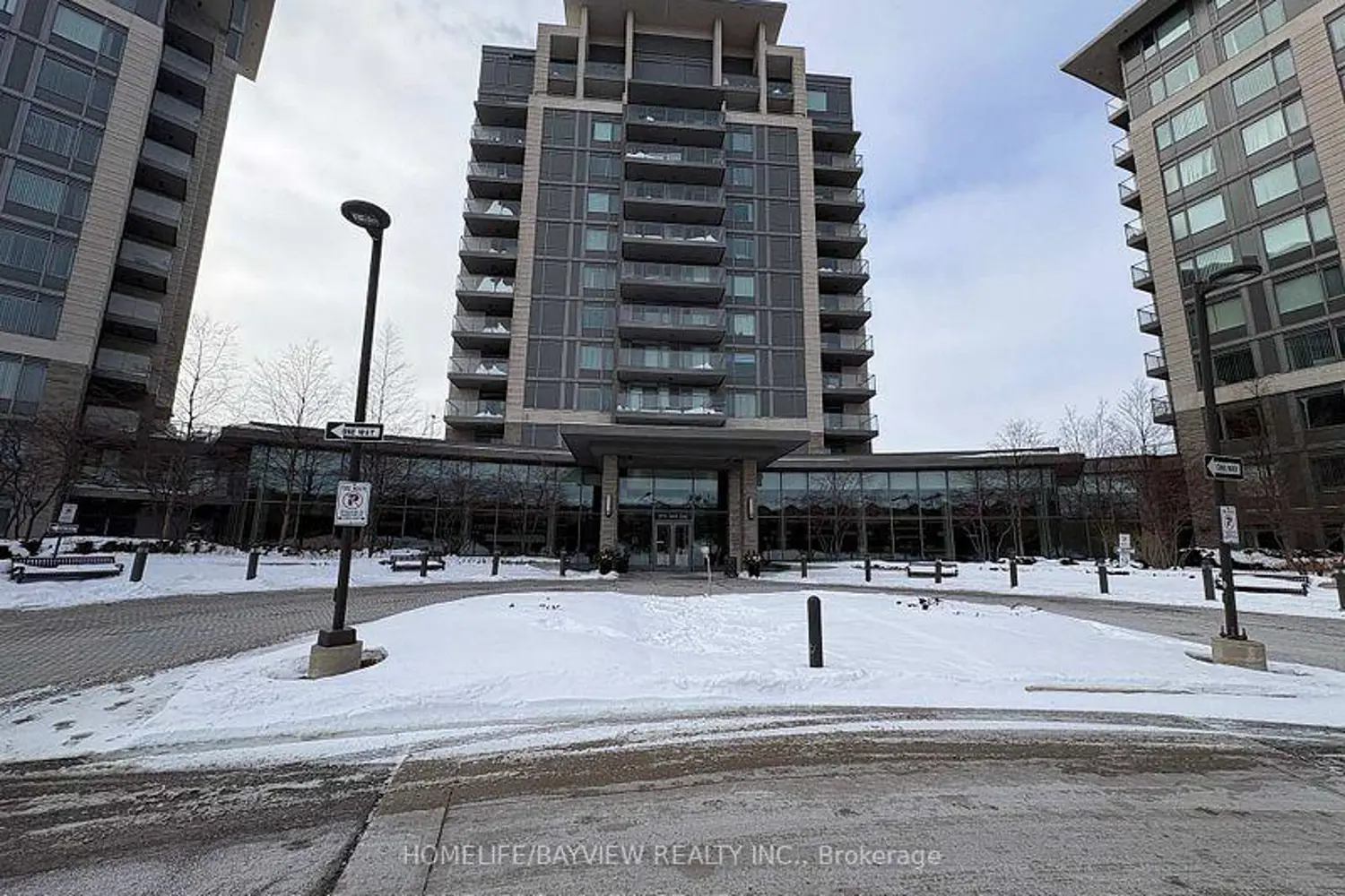 233 South Park Road #607