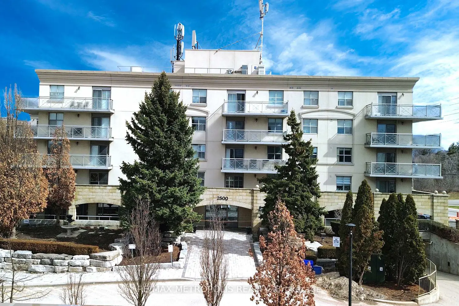 2500 Rutherford Road 216