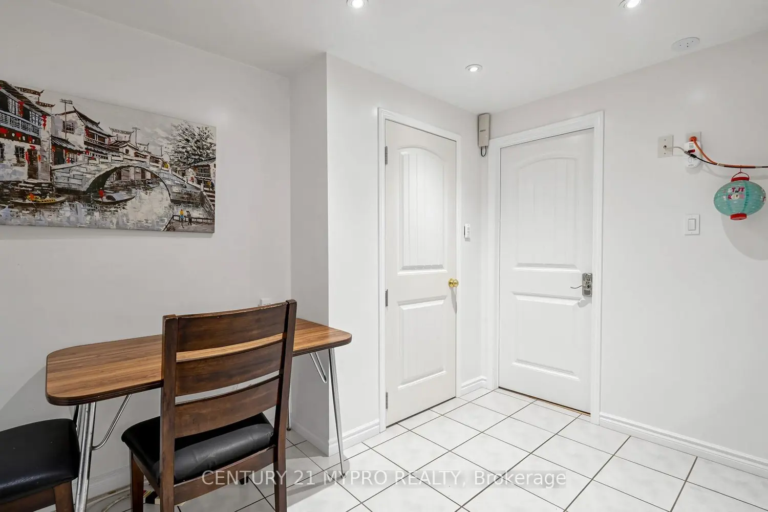 69 Haynes Avenue photo 2