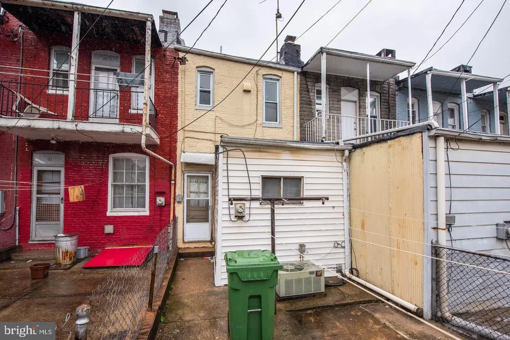 113 N Highland Avenue, Baltimore, MD 21224