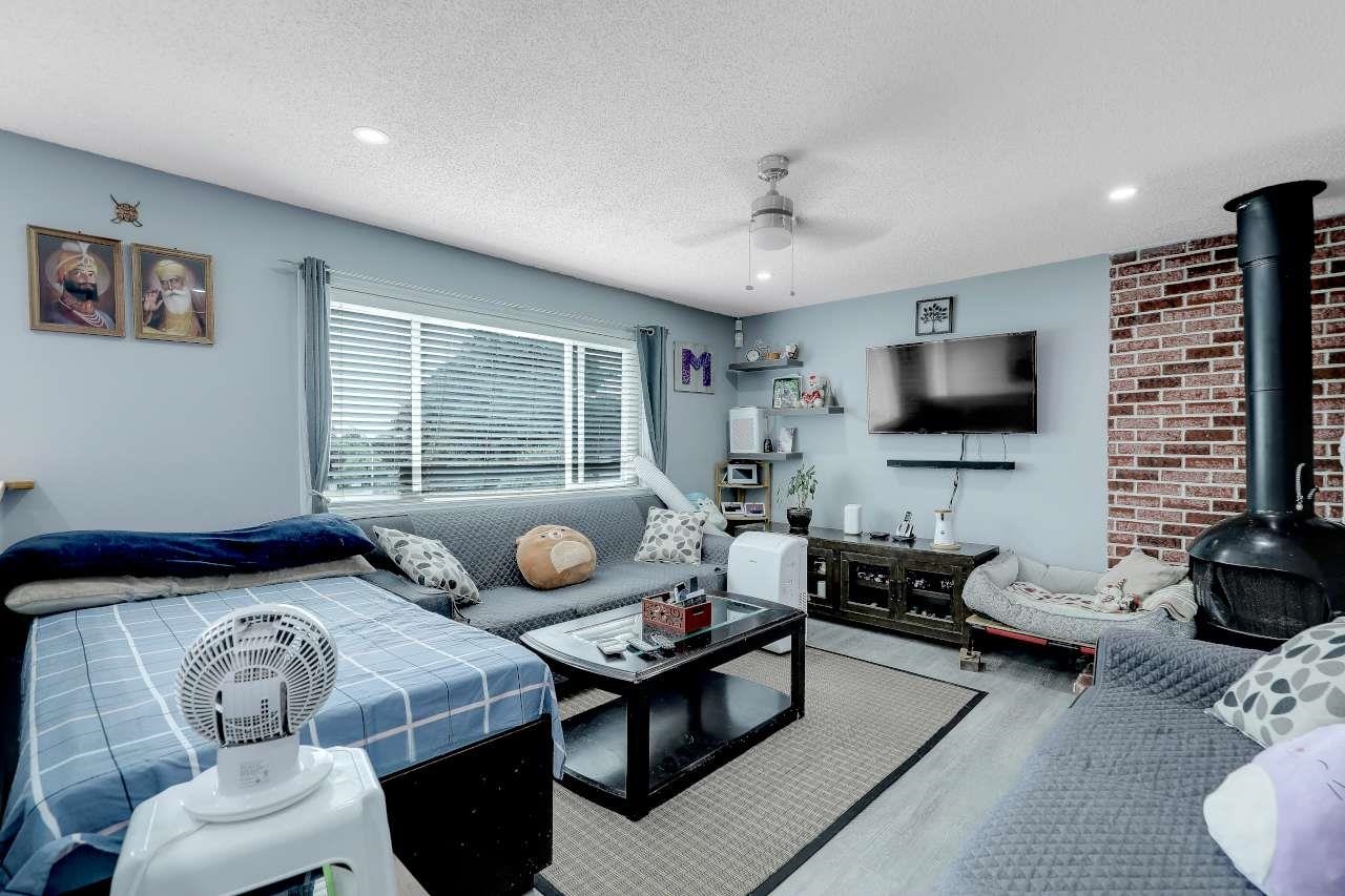 15033 Ashby Place, Surrey, BC, V3S 5G2 photo 2